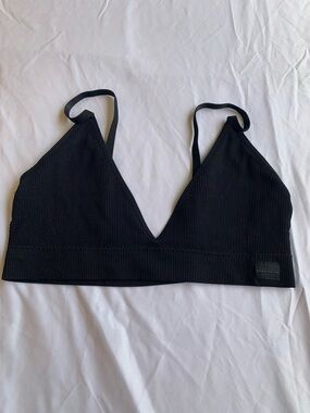 Danskin Black Ribbed V-Neck Bralette Medium
